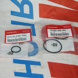 Прокладки правой крышки мотора Honda CB400 Super Four Hyper Vtec, Honda Original, 11335-MCE-010